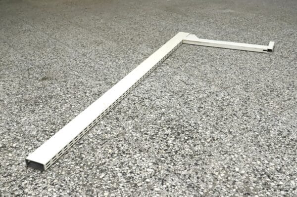 Myymälähyllystön L-jalka, 162cm - Image 2