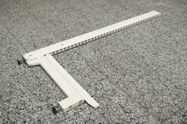 Myymälähyllystön L-jalka, 145cm - Image 3