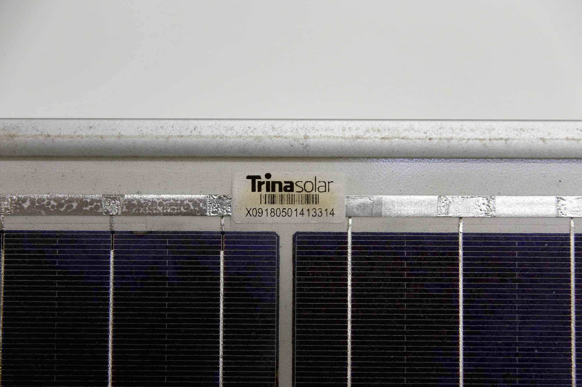 Käytetty aurinkopaneeli Trinasolar 275W