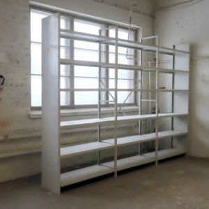 Punta-hyllystökokonaisuus