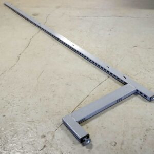 Hestra-myymälähyllystön L-jalka, 228cm