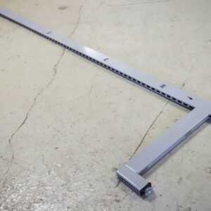 Hestra-myymälähyllystön L-jalka, 224cm