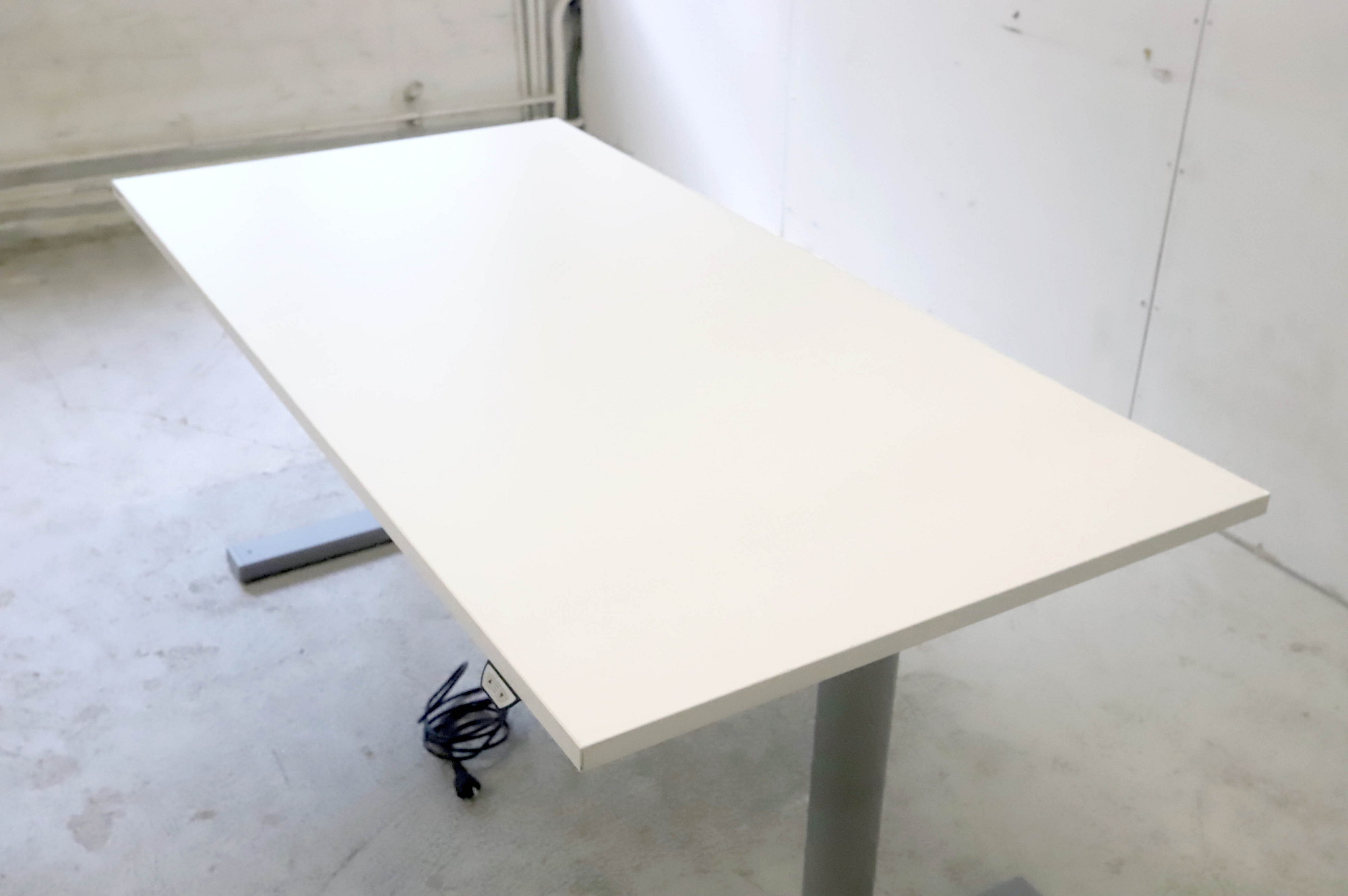 Martelan sähköpöytä, 160cm x 80cm - Image 4