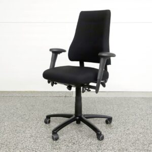 Martela Axia 2 -työtuoli