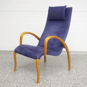 Asko Harlekiini -nojatuoli, design Markku Pakkanen