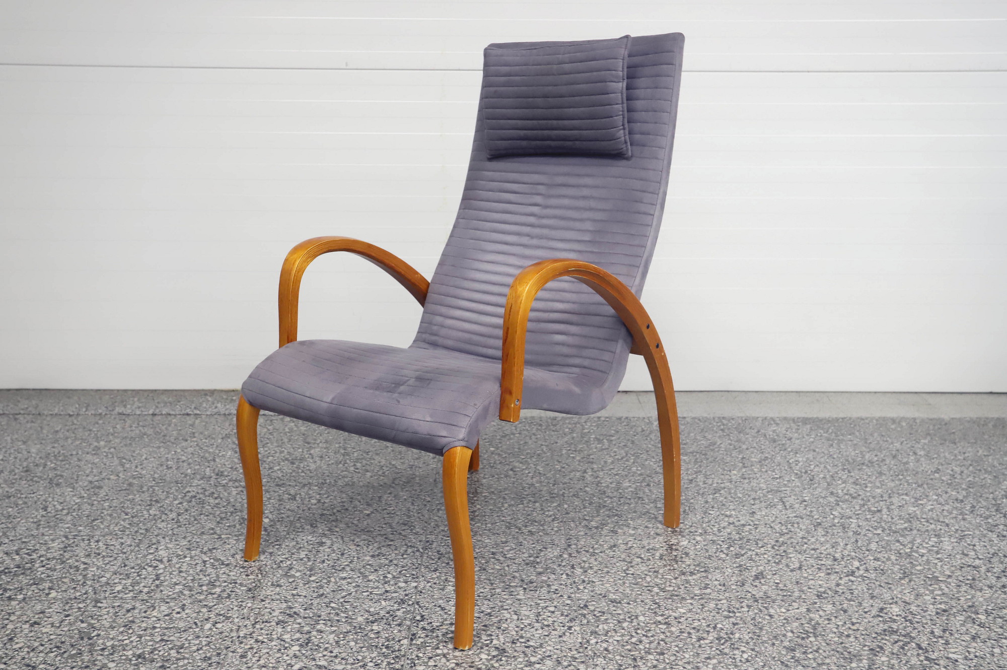 Asko Harlekiini -nojatuoli, design Markku Pakkanen