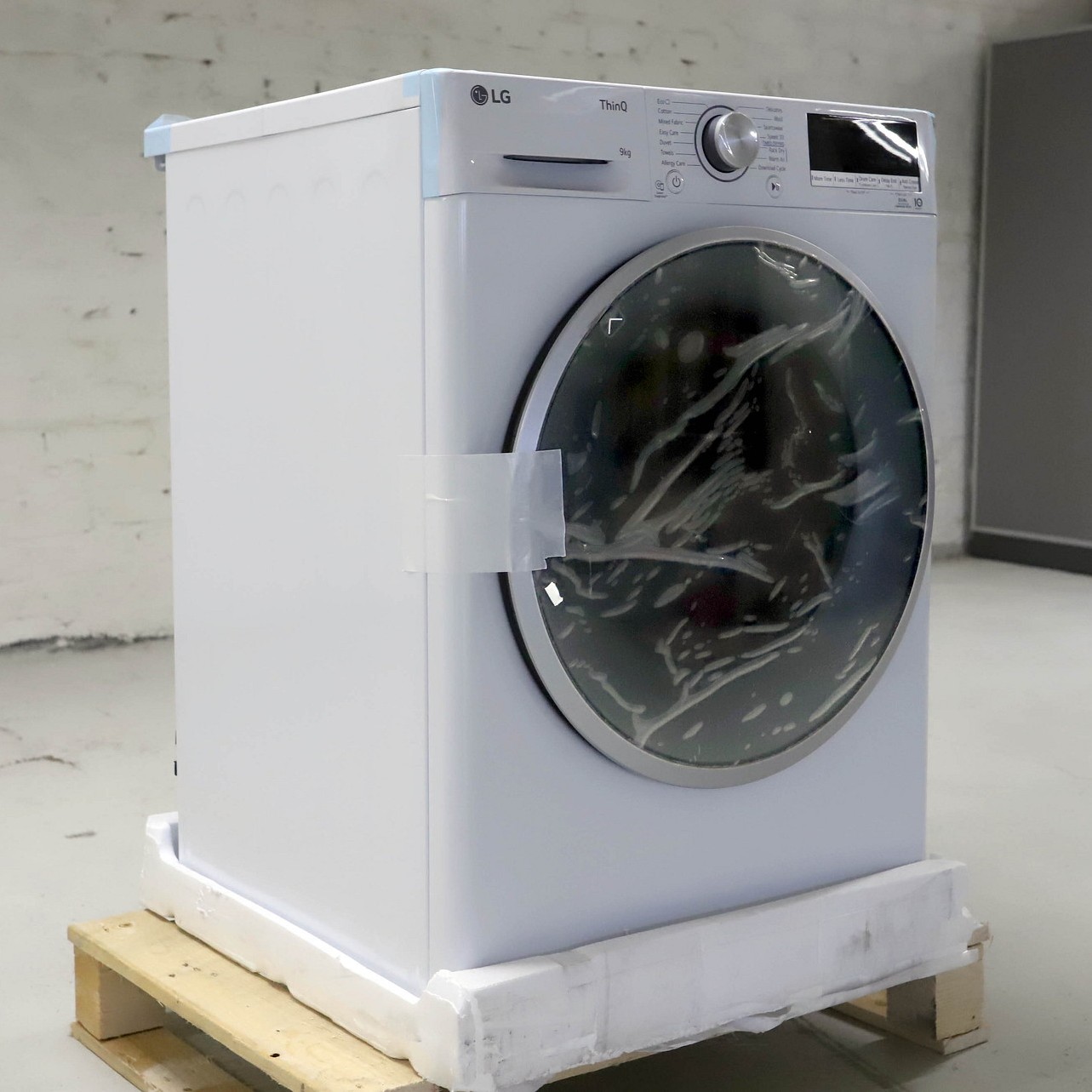 LG RH90V5AV7N -lämpöpumppukuivausrumpu, 9 kg – käyttämätön