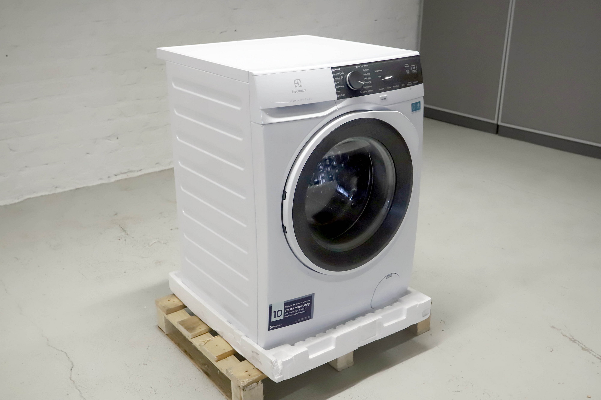 Electrolux EFI743WX4W 700 SteamCare pyykinpesukone 10,5 kg – käyttämätön - Image 2