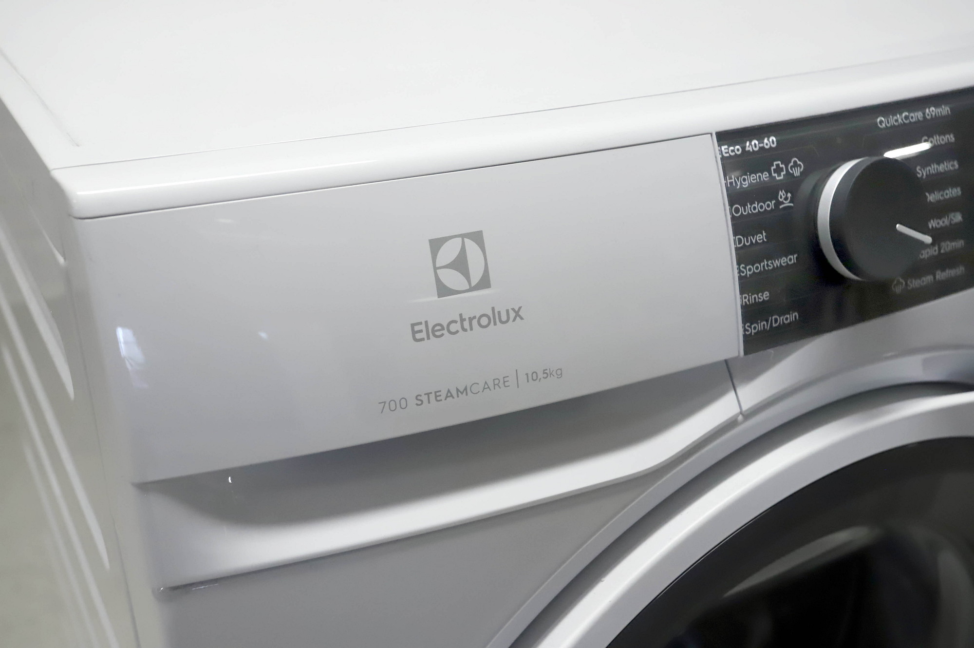 Electrolux EFI743WX4W 700 SteamCare pyykinpesukone 10,5 kg – käyttämätön - Image 5