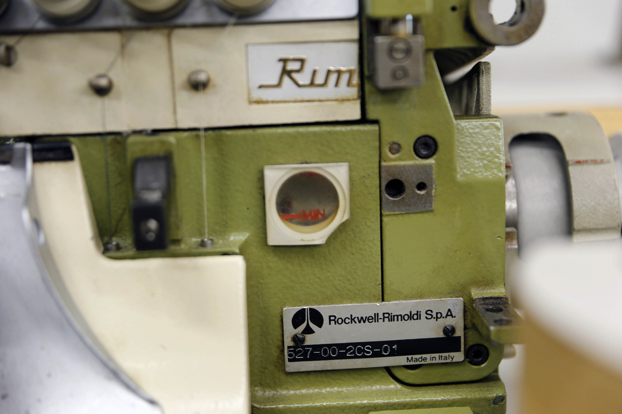 Rimoldi 527-00-2CS-01 4-lankainen teollisuussaumuri – 230 V