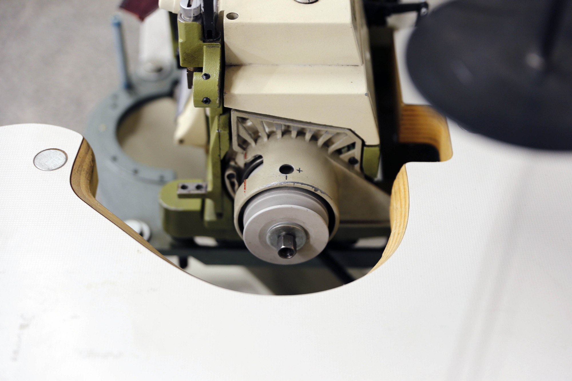 Rimoldi 527-00-2CS-01 4-lankainen teollisuussaumuri – 230 V