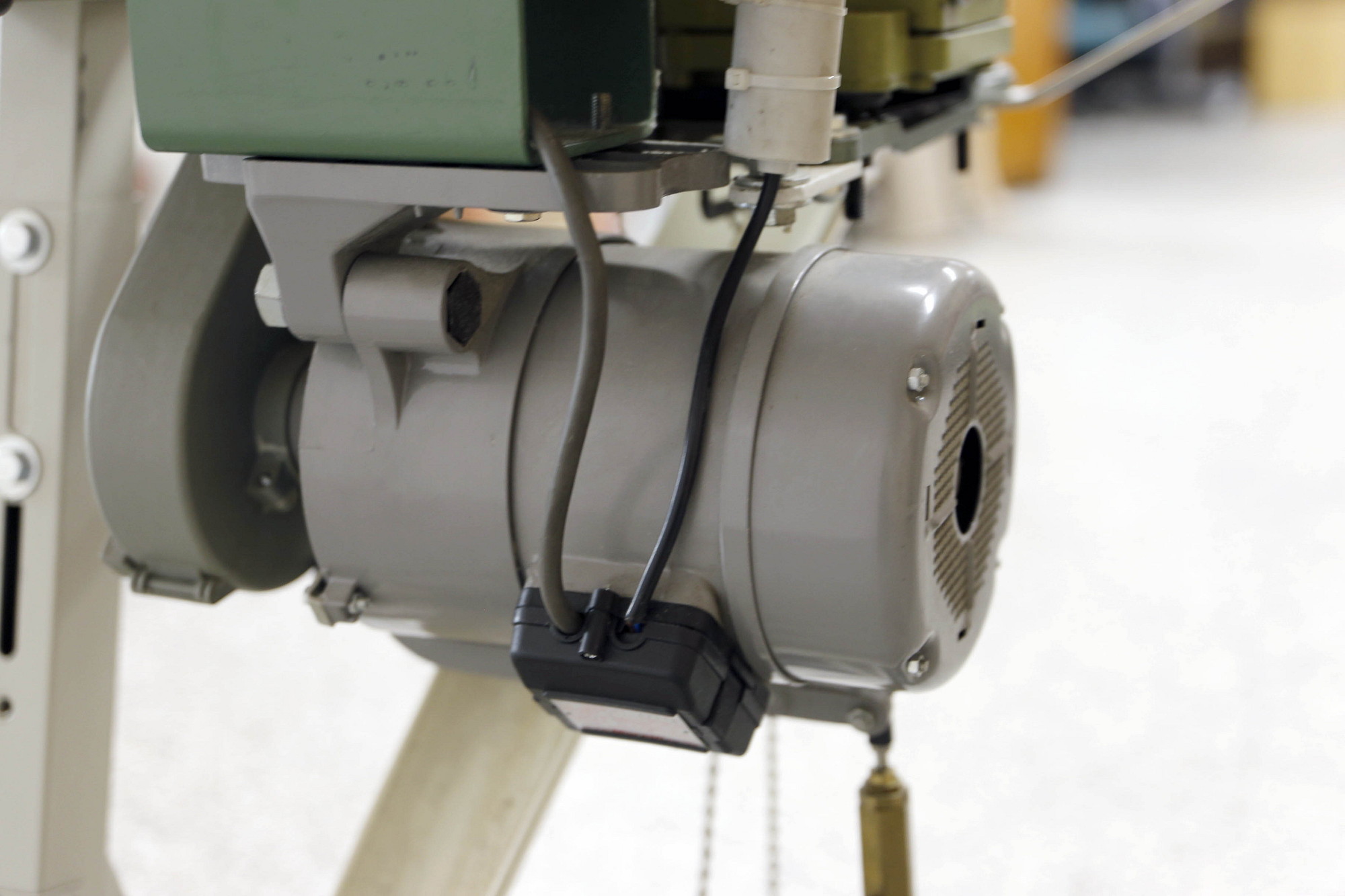 Rimoldi 527-00-2CS-01 4-lankainen teollisuussaumuri – 230 V